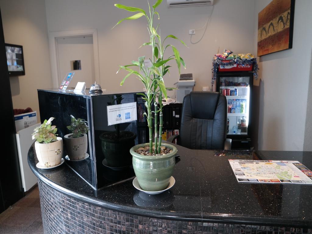 Parkville Place Serviced Apartments Melbourne Bagian luar foto