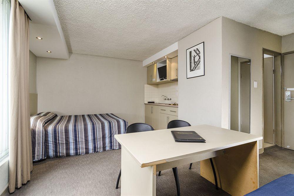 Parkville Place Serviced Apartments Melbourne Bagian luar foto